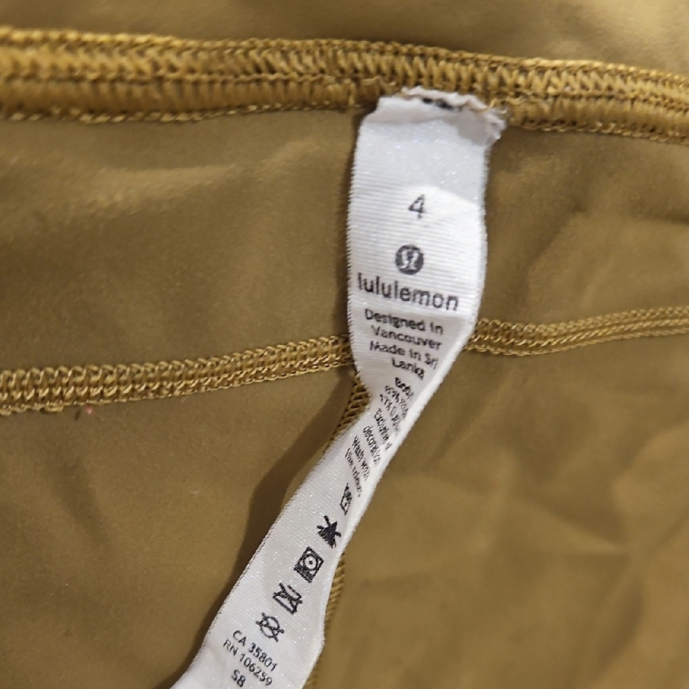 lululemon athletica Legging With Pocket Size 4